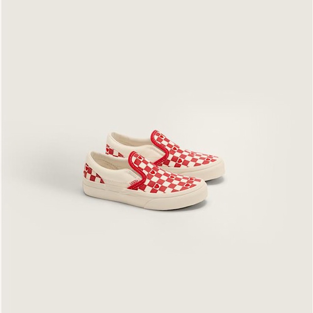 Vans Little Kids Classic Slip-On Checkerboard Shoe heart valentines VN000D0JJV6 - Picture 2 of 5